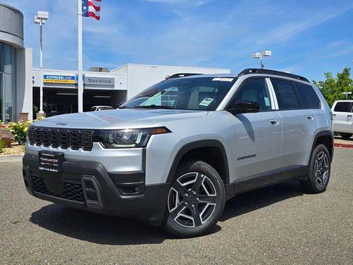 Silver Zynith Clearcoat 2026 Jeep Cherokee Limited