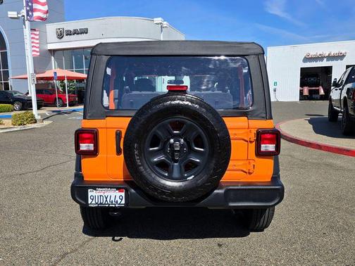 2025 Jeep Wrangler Sport