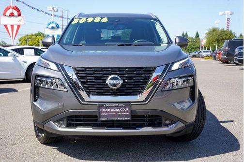 2022 Nissan Rogue SL