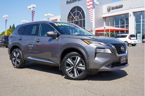 2022 Nissan Rogue SL