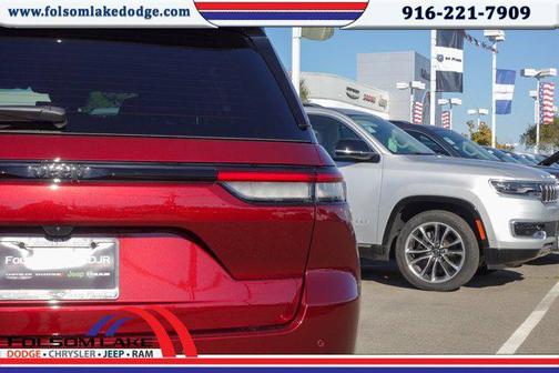 2025 Jeep Grand Cherokee Altitude