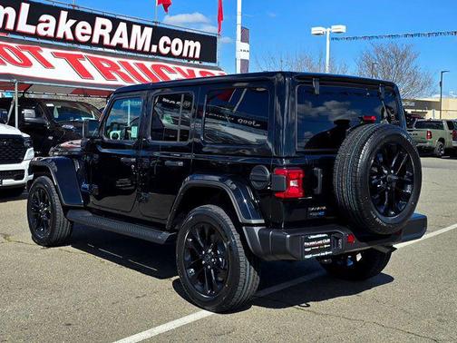 2025 Jeep Wrangler 4xe Sahara