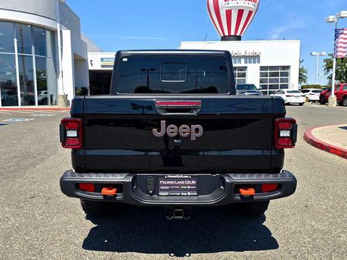 2025 Jeep Gladiator Mojave