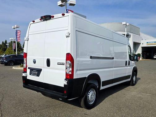 2025 RAM ProMaster 2500 Tradesman