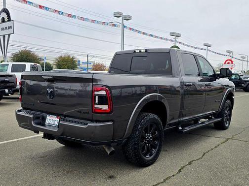 2021 RAM 3500 Laramie Crew Cab 4x4 6'4' Box