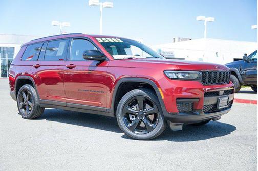 2023 Jeep Grand Cherokee L Altitude