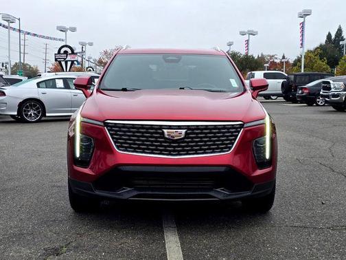 2024 Cadillac XT4 Premium Luxury