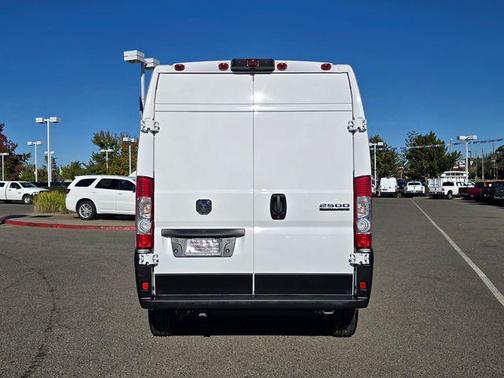 2025 RAM ProMaster 2500 Tradesman