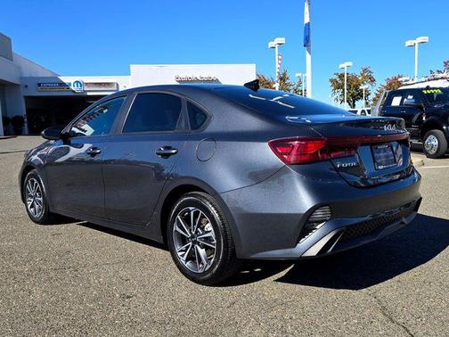 2022 Kia Forte LXS
