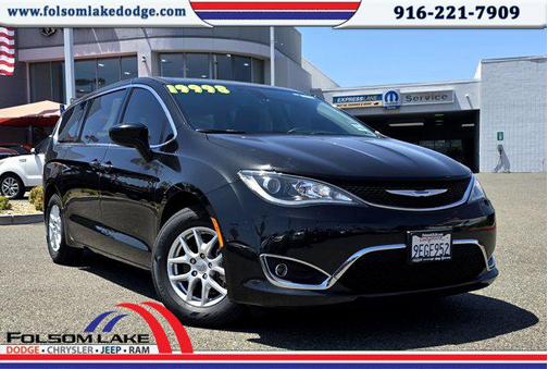 2020 Chrysler Pacifica Touring