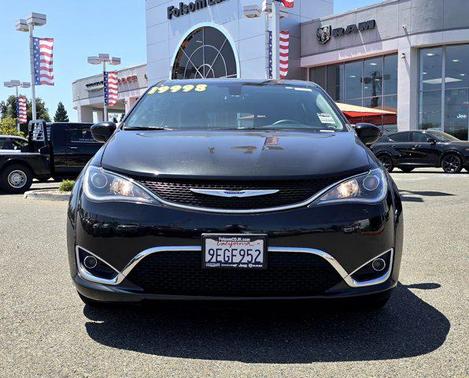 2020 Chrysler Pacifica Touring