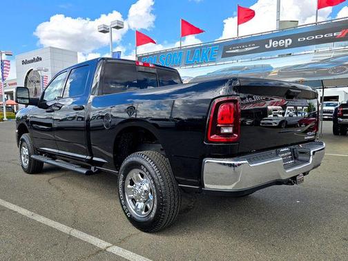 2025 RAM 2500 Tradesman Crew Cab 4x4 6'4' Box