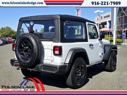 2025 Jeep Wrangler Sport