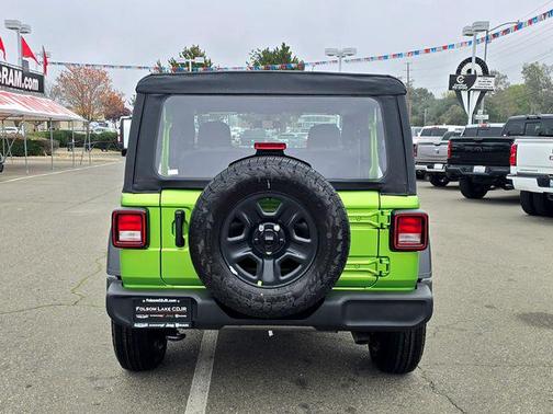 2026 Jeep Wrangler Sport