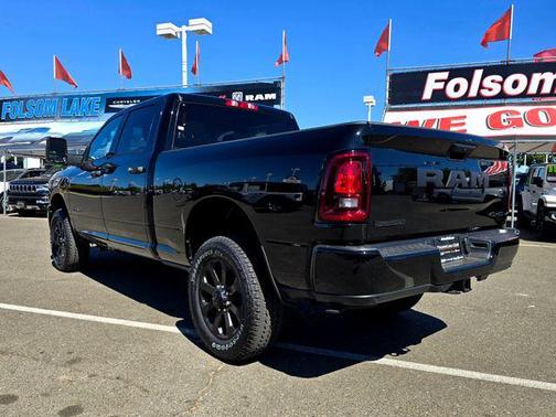 2025 RAM 2500 Big Horn Crew Cab 4x4 6'4' Box