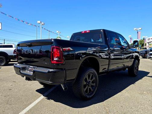 2025 RAM 2500 Big Horn Crew Cab 4x4 6'4' Box