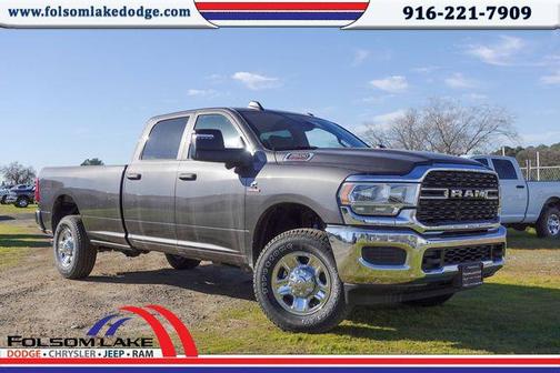 2024 RAM 2500 Tradesman Crew Cab 4x4 8' Box