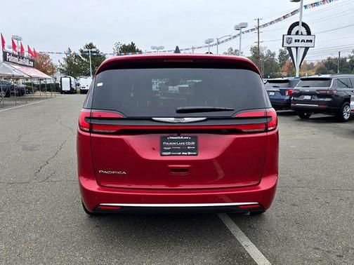 2026 Chrysler Pacifica L