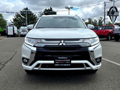 2022 Mitsubishi Outlander PHEV SEL