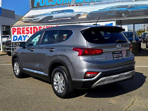2019 Hyundai SANTA FE SE 2.4