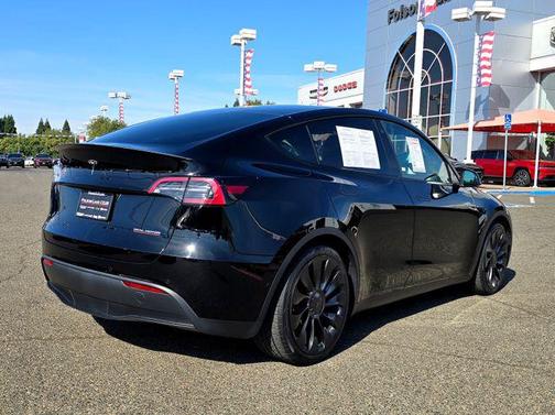 2022 Tesla Model Y Performance Dual Motor All-Wheel Drive