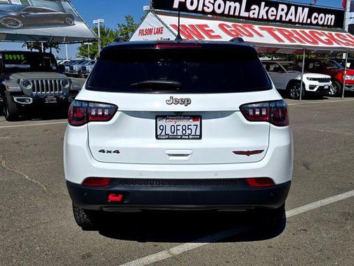 2024 Jeep Compass Trailhawk