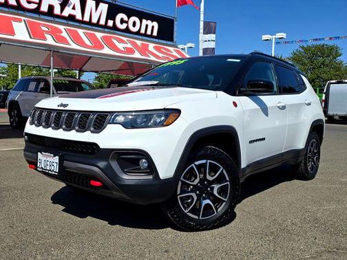 2024 Jeep Compass Trailhawk