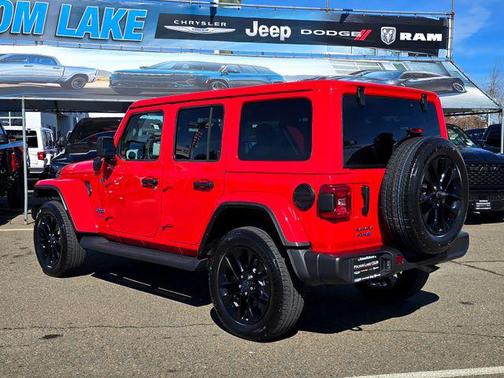 2025 Jeep Wrangler 4xe Sahara