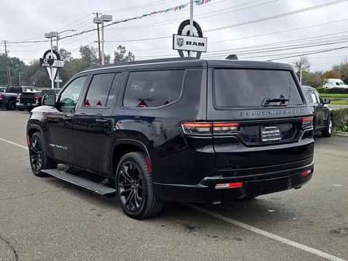 2024 Jeep Grand Wagoneer L Series II 4x4