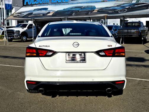 2024 Nissan Altima SR FWD
