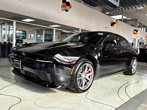 2026 Dodge Charger R/T Scat Pack