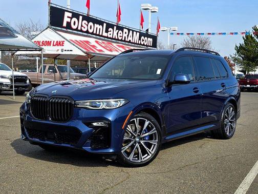2022 BMW X7 M50i
