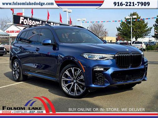 2022 BMW X7 M50i