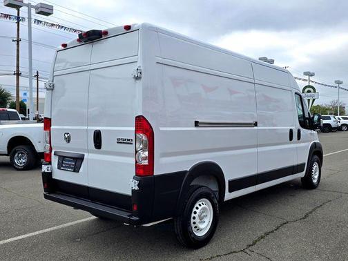 2025 RAM ProMaster 2500 Tradesman