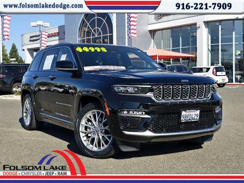 2022 Jeep Grand Cherokee Summit