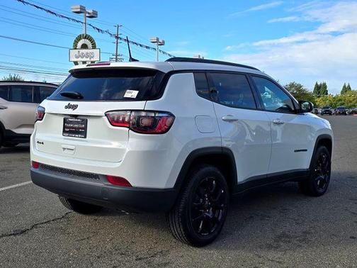 2026 Jeep Compass Latitude