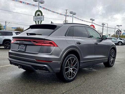 2021 Audi Q8 55 Premium Plus