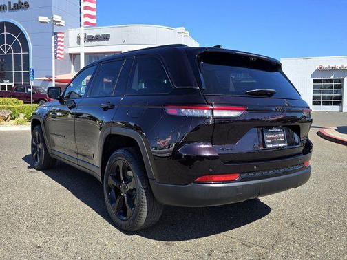 2023 Jeep Grand Cherokee Limited X
