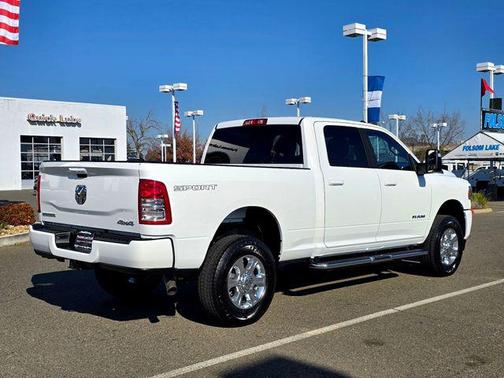 2024 RAM 2500 Big Horn Crew Cab 4x4 6'4' Box