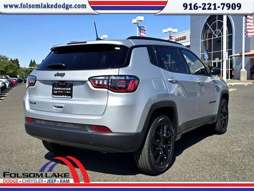 2025 Jeep Compass Latitude