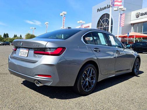 2025 BMW 330 i xDrive