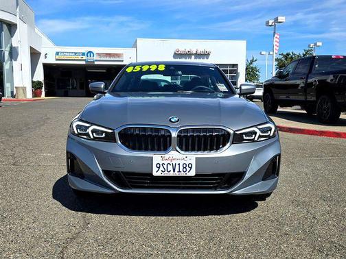 2025 BMW 330 i xDrive