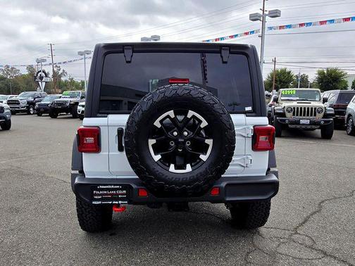 2025 Jeep Wrangler Rubicon