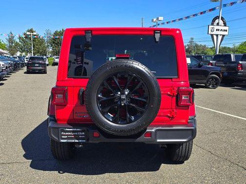 2025 Jeep Wrangler 4xe Sahara