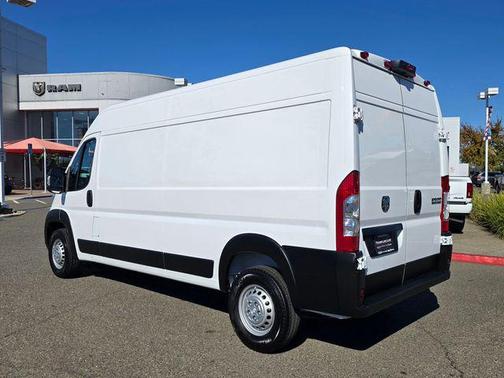 2025 RAM ProMaster 2500 Tradesman