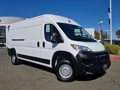 2025 RAM ProMaster 2500 Tradesman