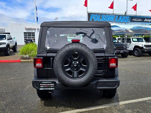 Black Clearcoat 2026 Jeep Wrangler Sport