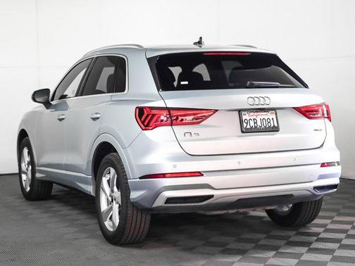 2022 Audi Q3 40 Premium Plus
