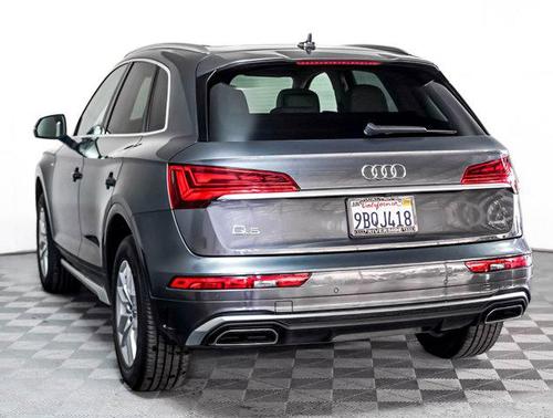 2022 Audi Q5 45 S line Premium