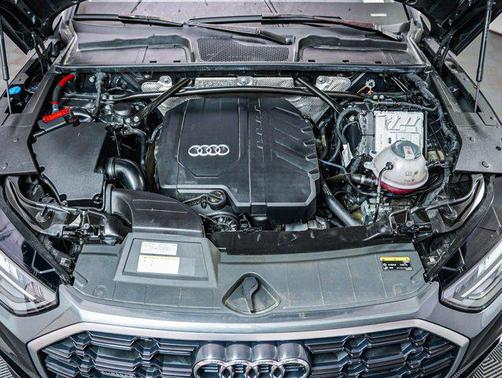 2022 Audi Q5 45 S line Premium